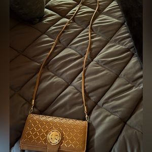 Crossbody wallet/purse-Closet clear out!